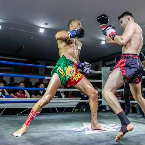 André Ranzenberger im Kampf gegen K1-Schweizermeister Mike Delapina