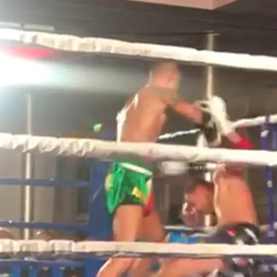 Kampf im Ring, aus dem Publikum fotografiert